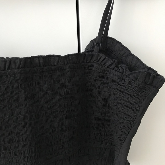 Urban Outfitters Crop Ruffles Top with Elastic Back - Picture 3 of 3